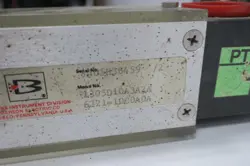 Brooks 1305D10A3A2A 6221-10C0A0A Model 1305 variable-area flowmeter auction image