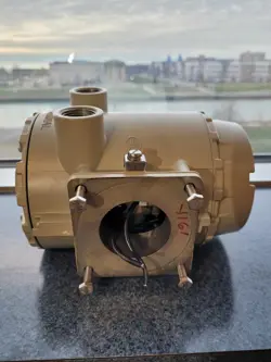 Brooks magnetic-flow instrumentation 3526C3B4B311A magnetic flowmeter auction image