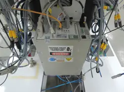 Brooks Automation 140392R configured 300 mm wafer-handling robot/controller assembly auction image
