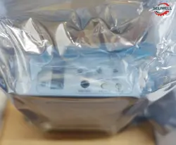 Brooks GF125C-102465 GF125 Series metal-sealed mass flow controller auction image