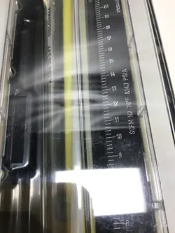 Brooks Instrument GT1000 Series 1024NM0A2AA2F9C00001 Glass-tube variable-area flow meter auction image