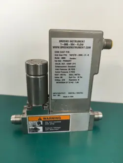 Brooks Instrument SLA7850D1EGG1A2A1 SLA7850 mass flow controller auction image